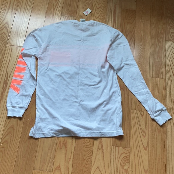 Victoria’s Secret Pink Shirt - Picture 4 of 4